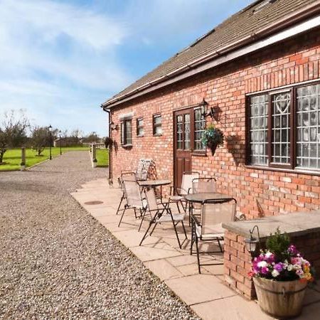 Вилла Marsh Farm Hall Great Eccleston Экстерьер фото